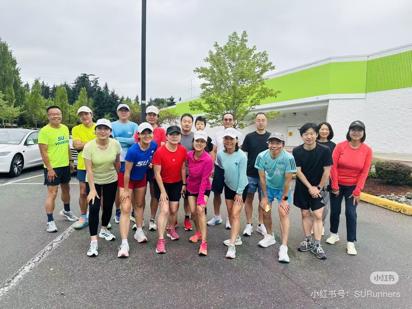 Seattle United Runners members gathered before a weekend group run